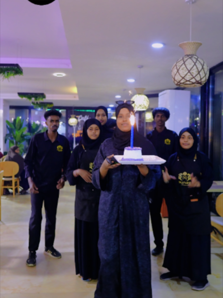 @muniza Restaurant