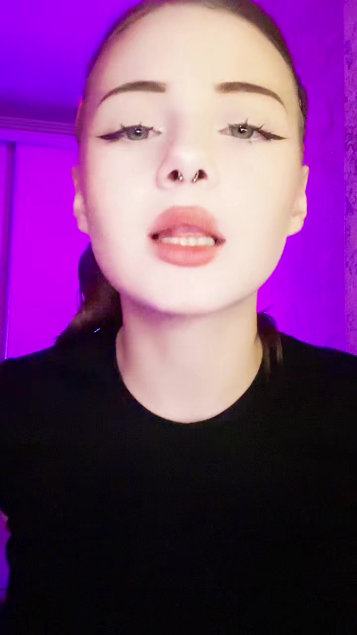 @валерія