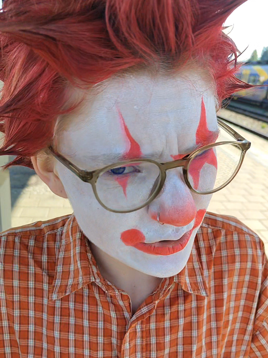 @🎃🤡✶T✶🤡🎃