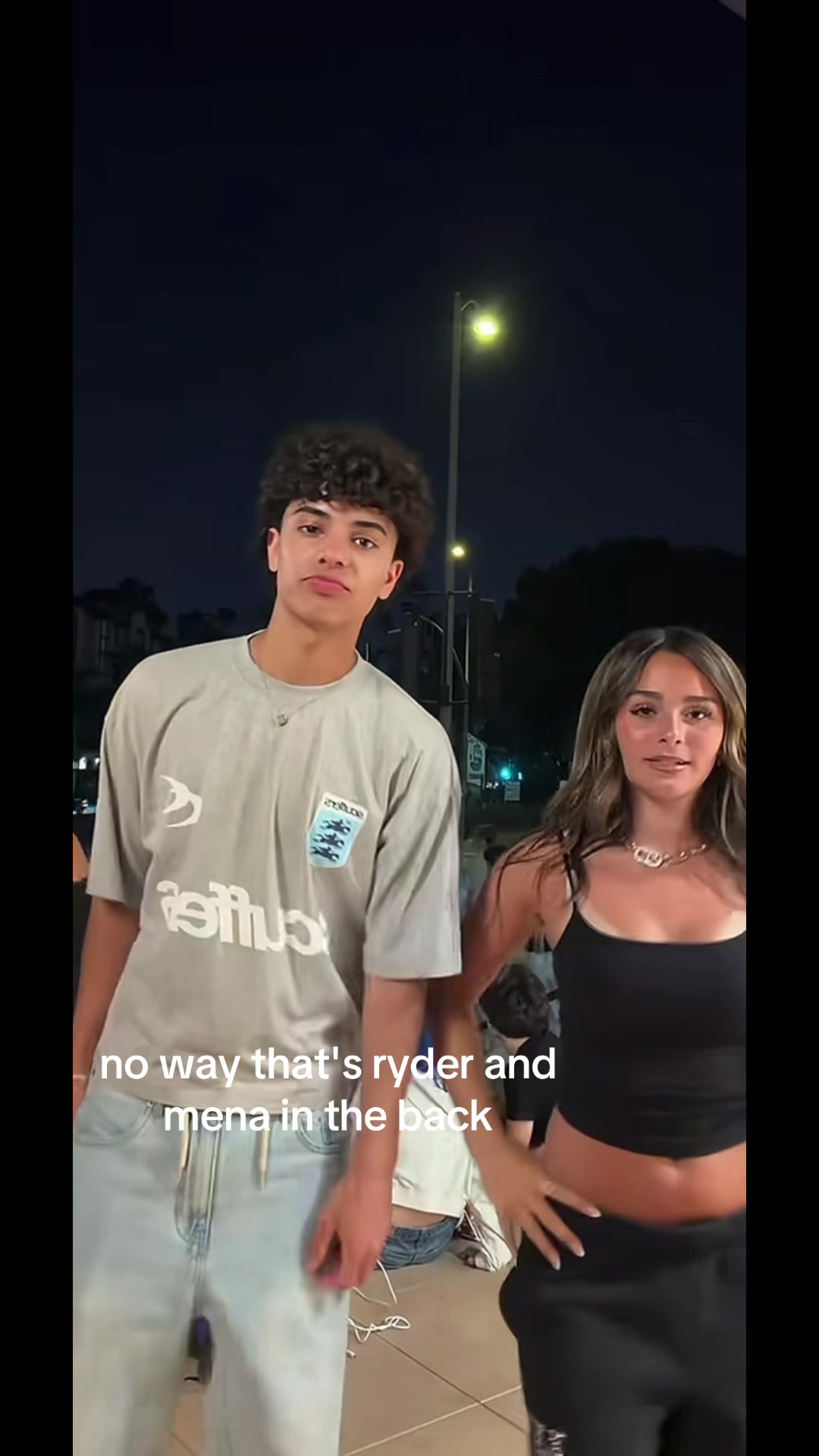 @???