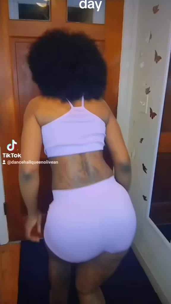 @dancehall queenolivean