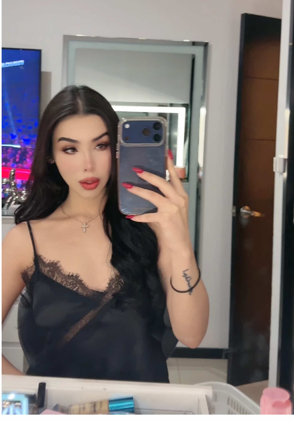 @Vivian F&eacute;lix