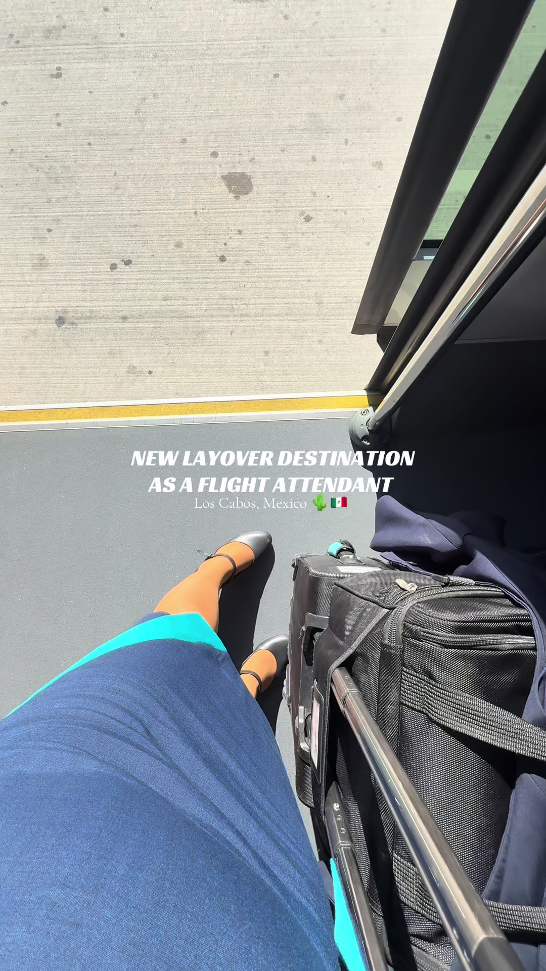 @Kaitlyn | Flight Attendant🦋✈️