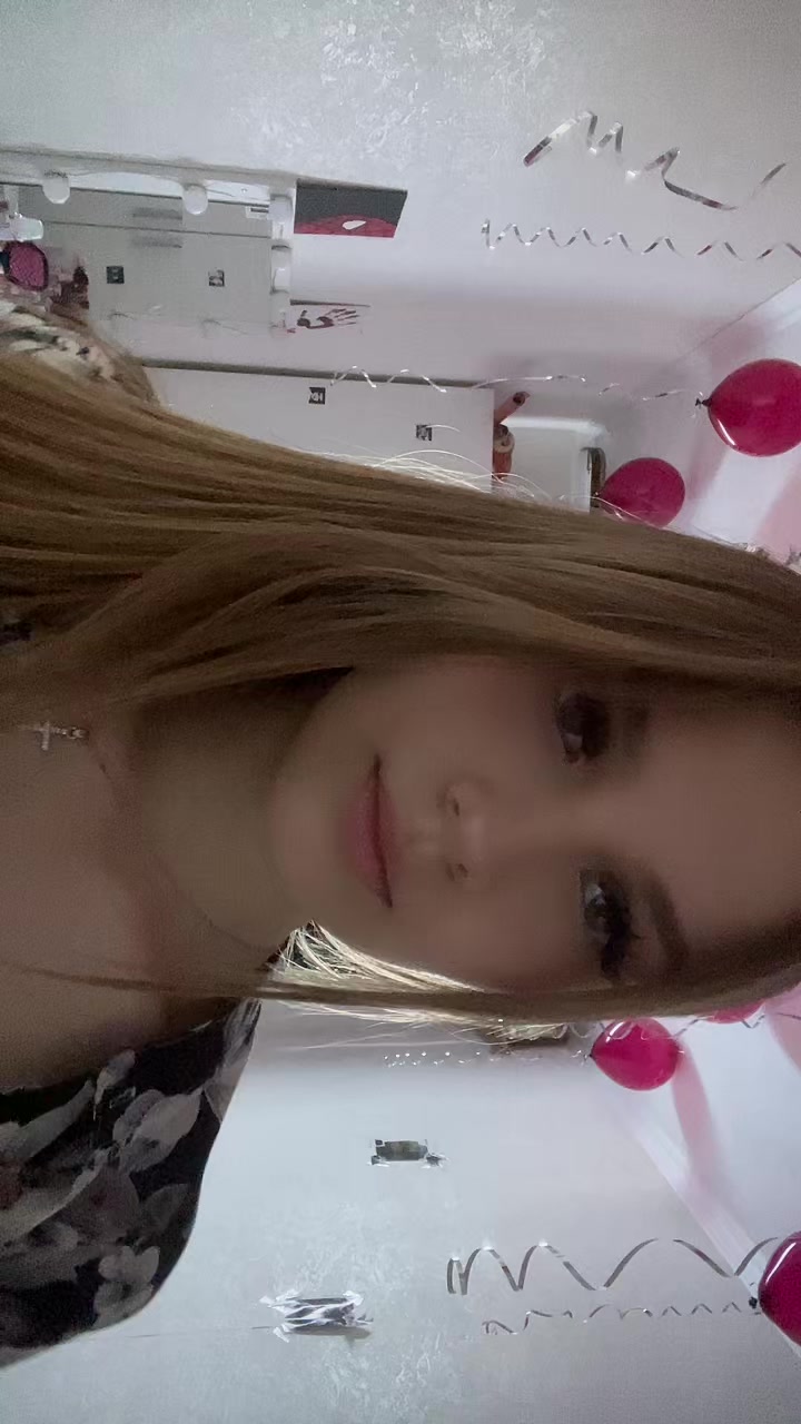 @Poliiinaaa