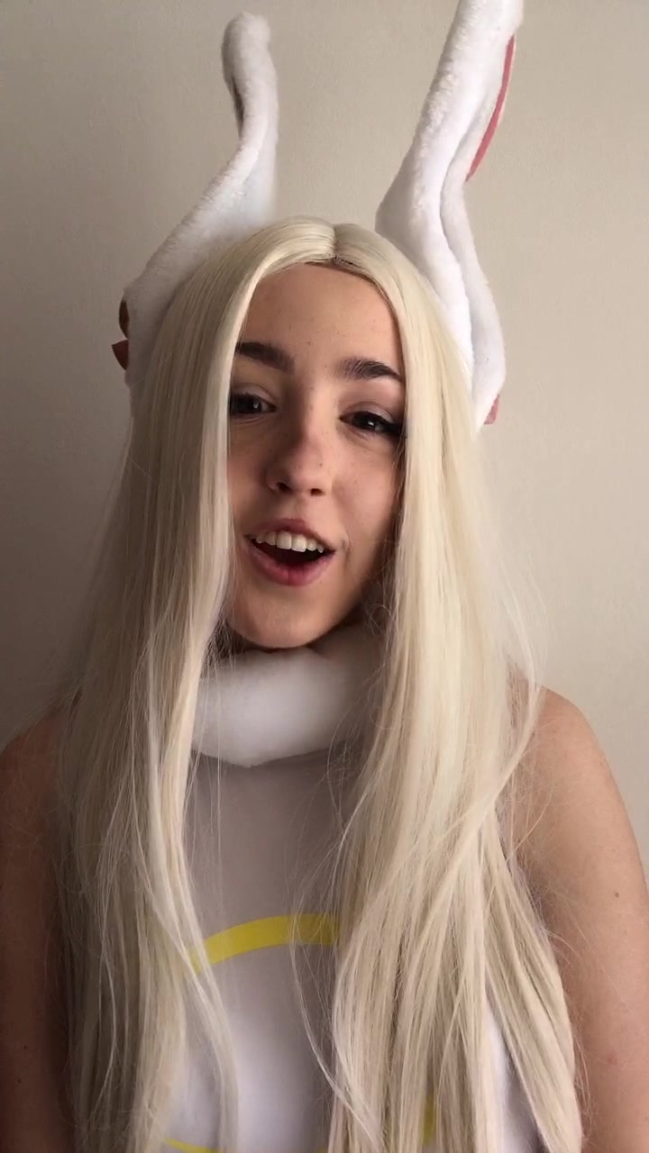 @๐ฆ giuls cosplay ๐