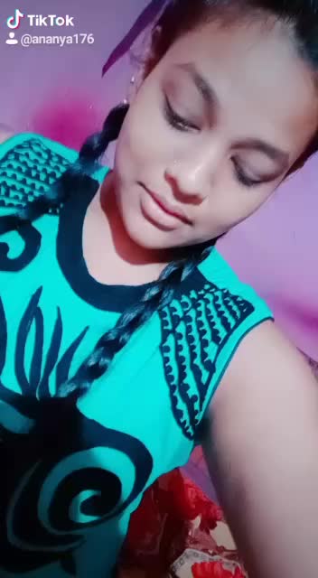 @⚡Qûééñ🖤