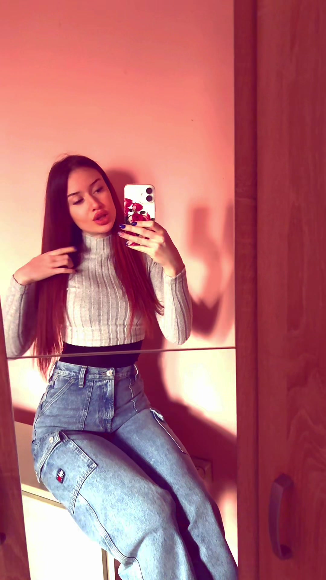 @𝐒𝐀𝐑𝐀♛