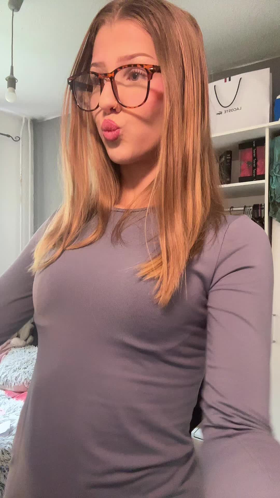 @️