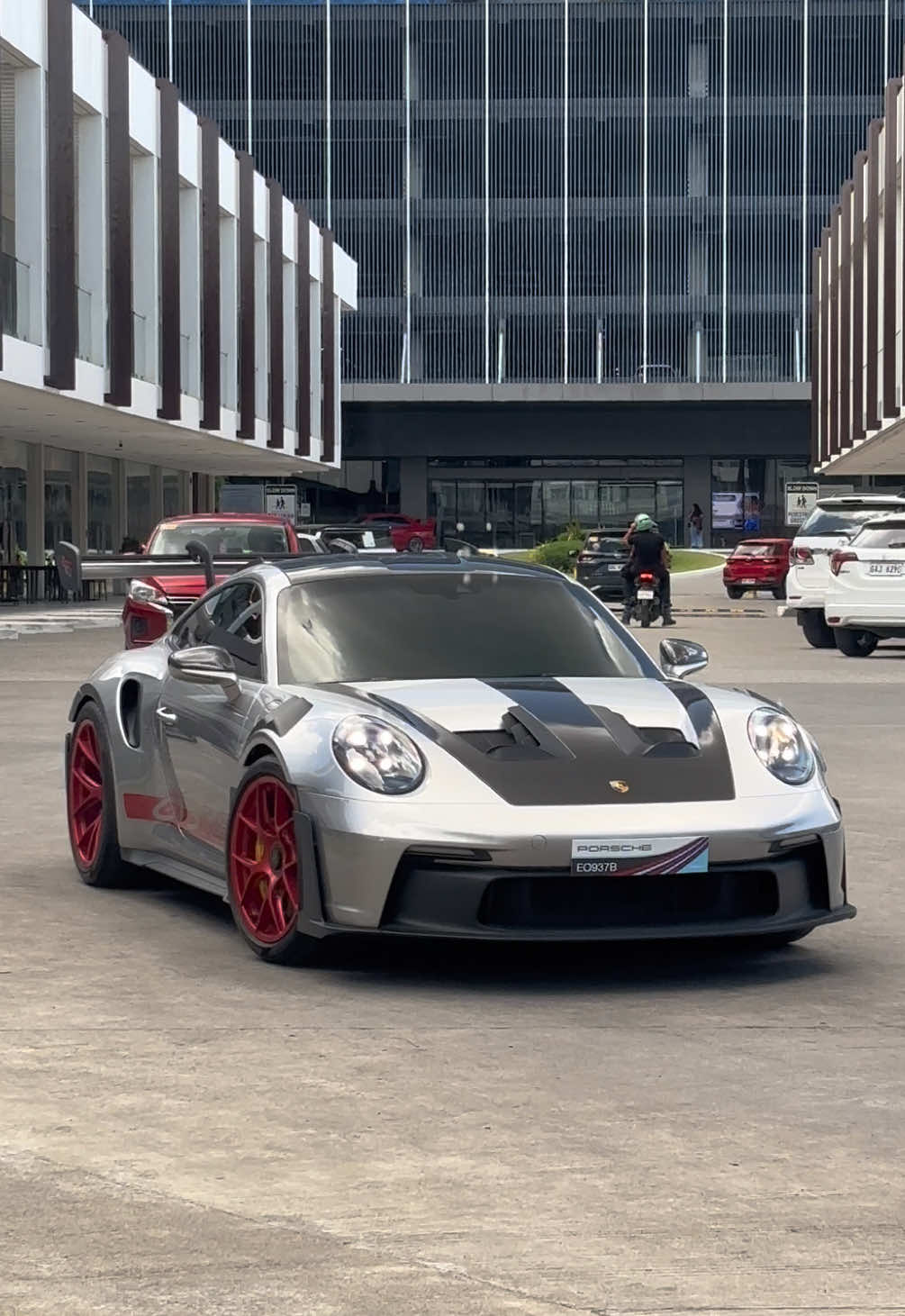 @Z🏎️