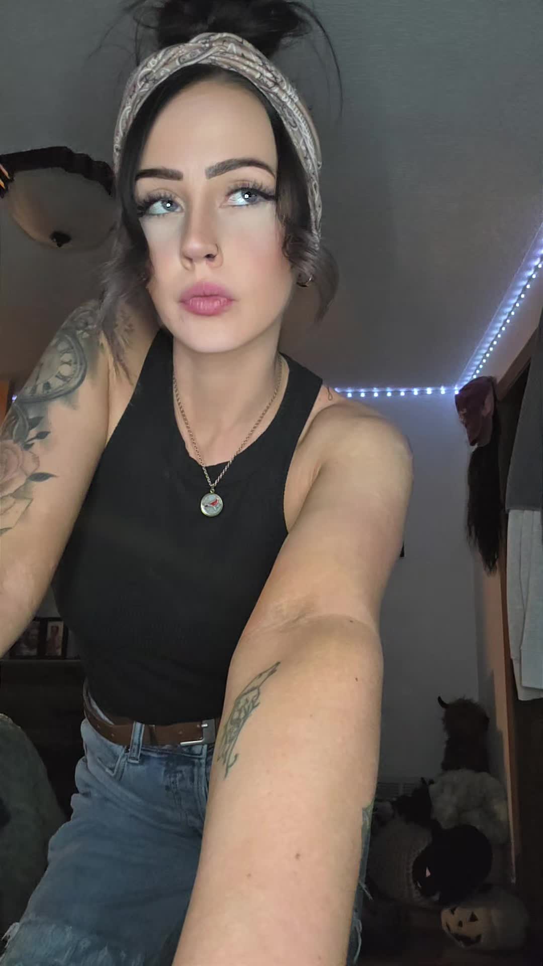 @Jennaboo
