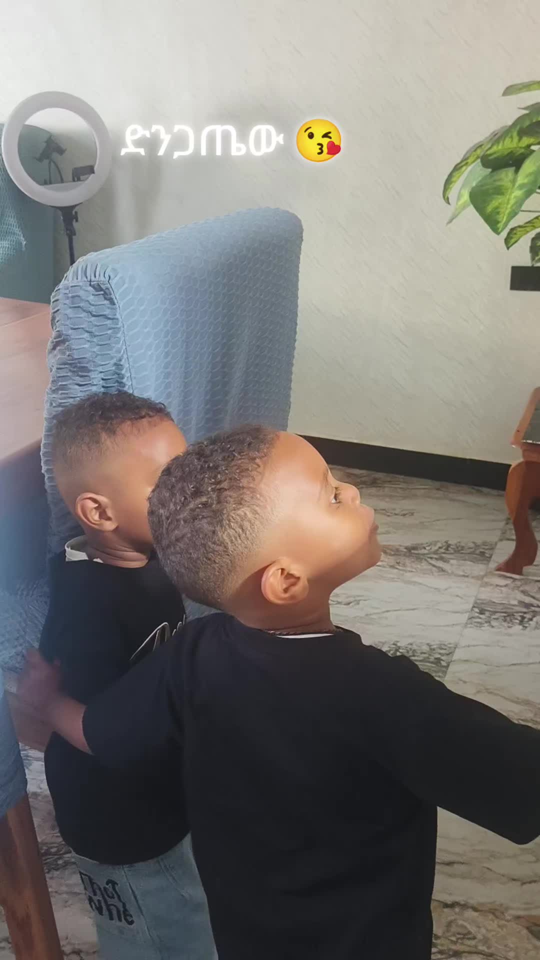 @ኖላ እና ናቢ