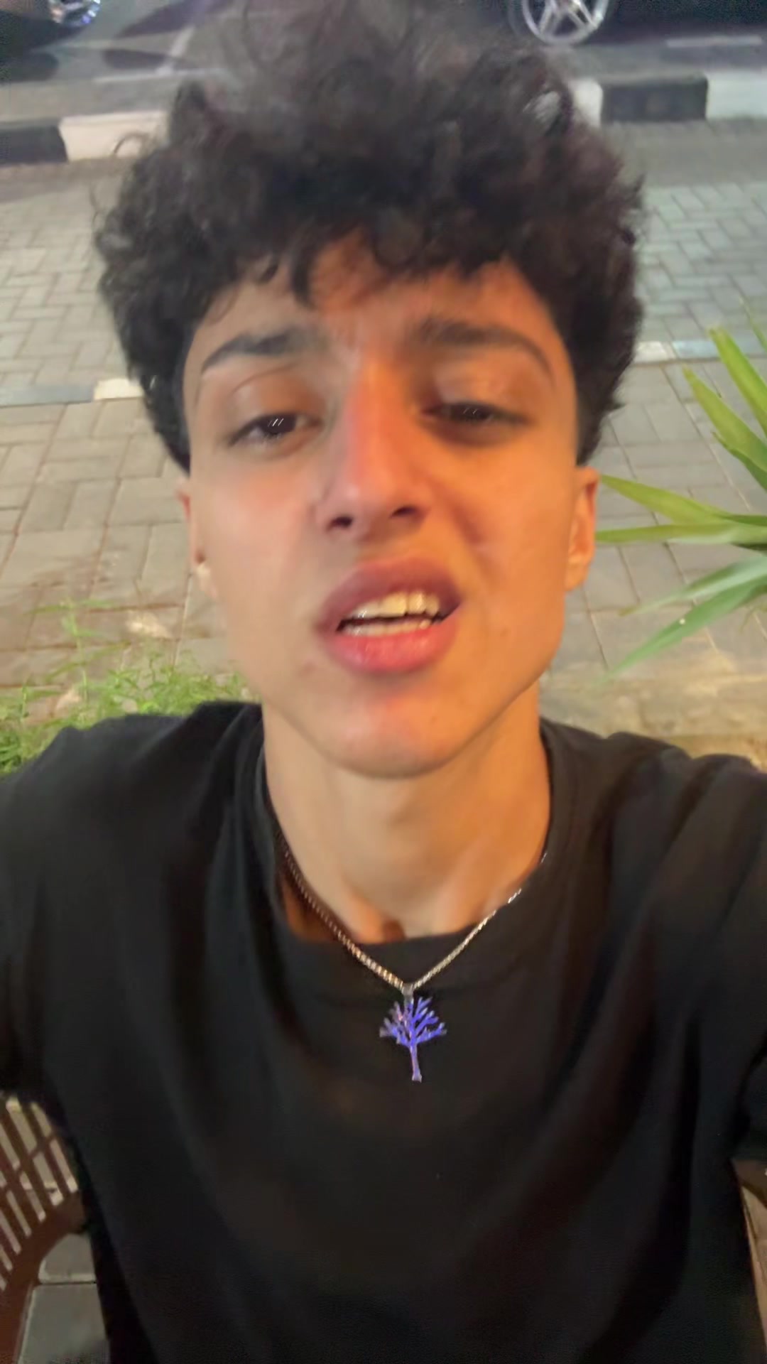 @𝟗𝟗