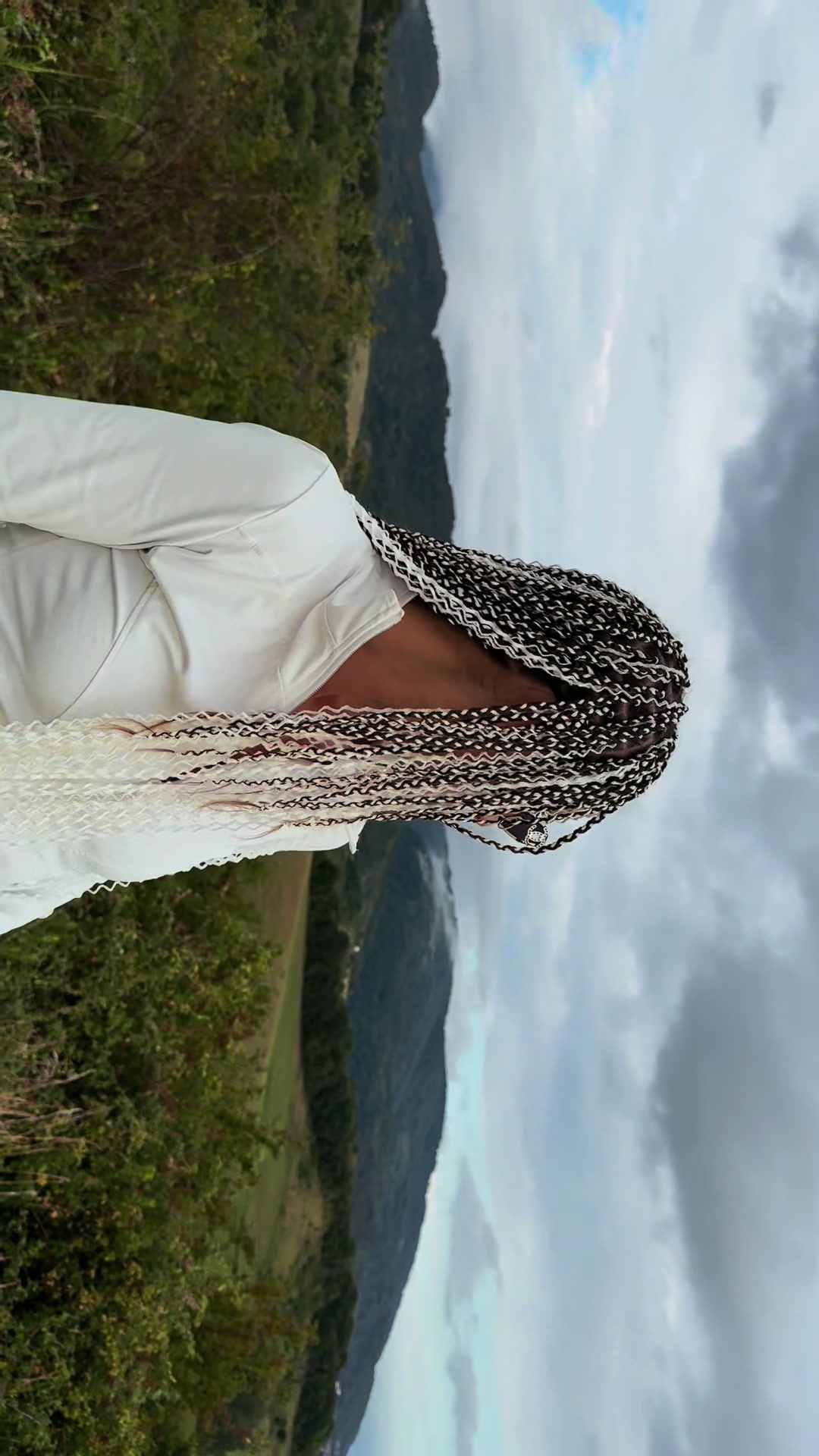 @Ona Samaya