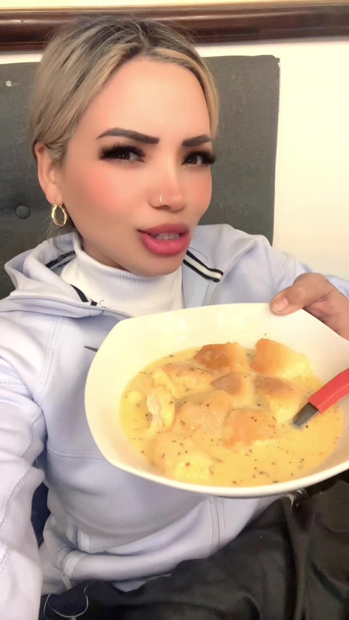 @Vianka Antonella