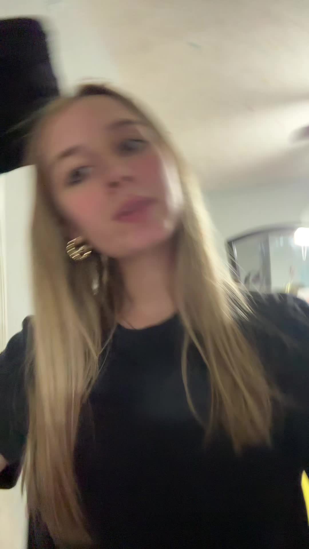 @Caroline 🤠