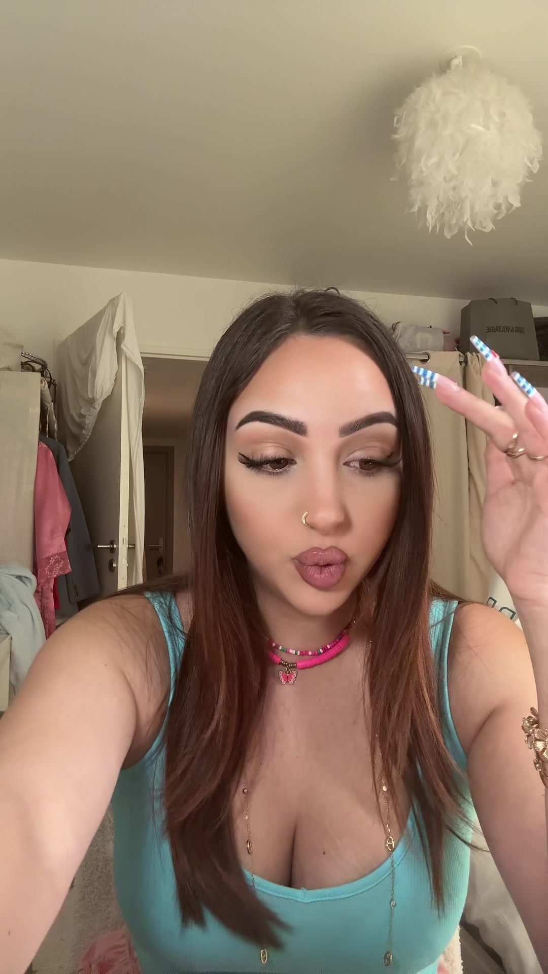 @naelleostra