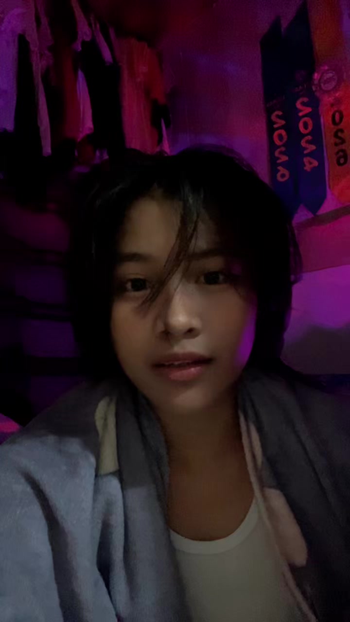 @aizanggii