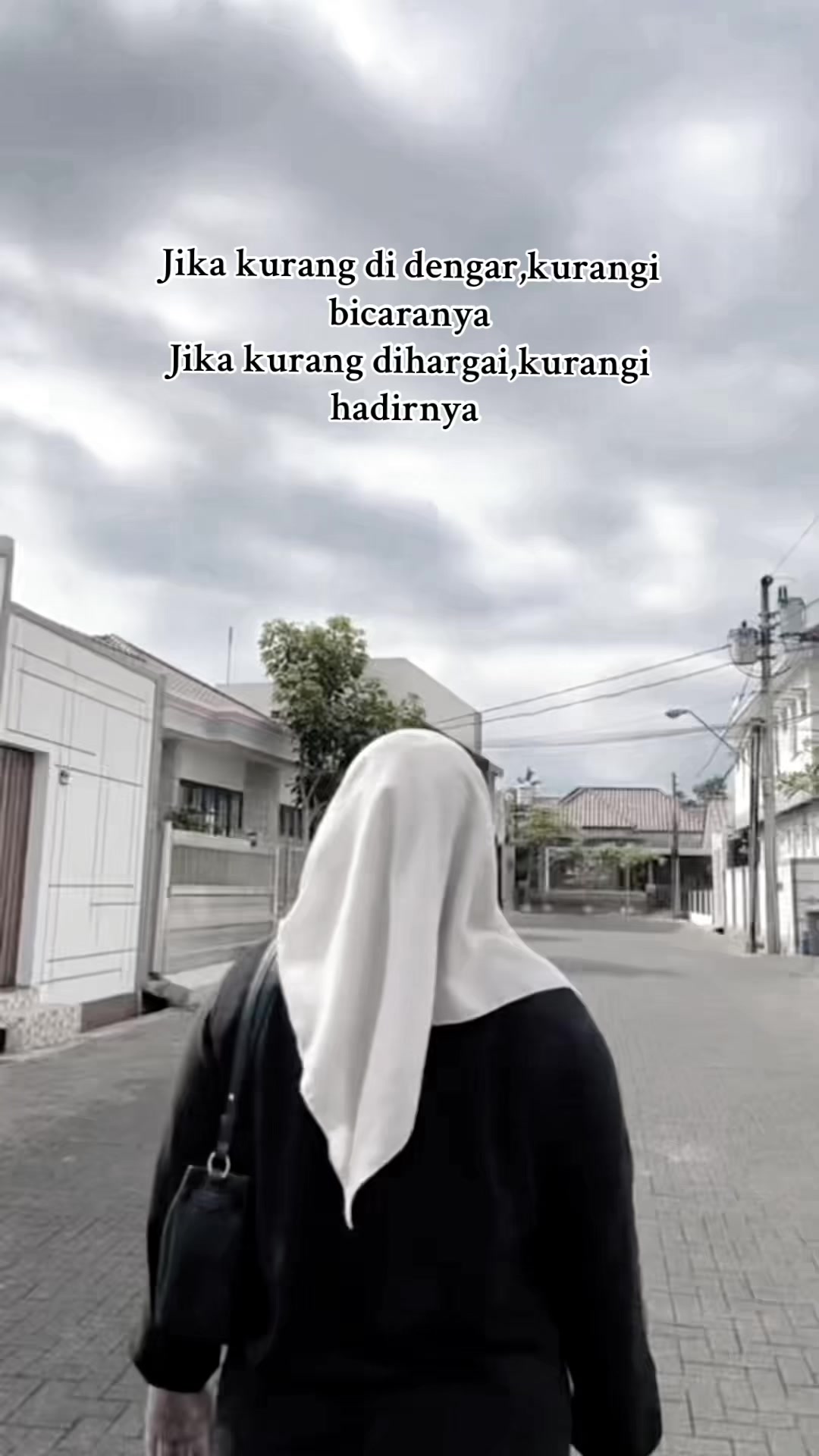 @K I K I