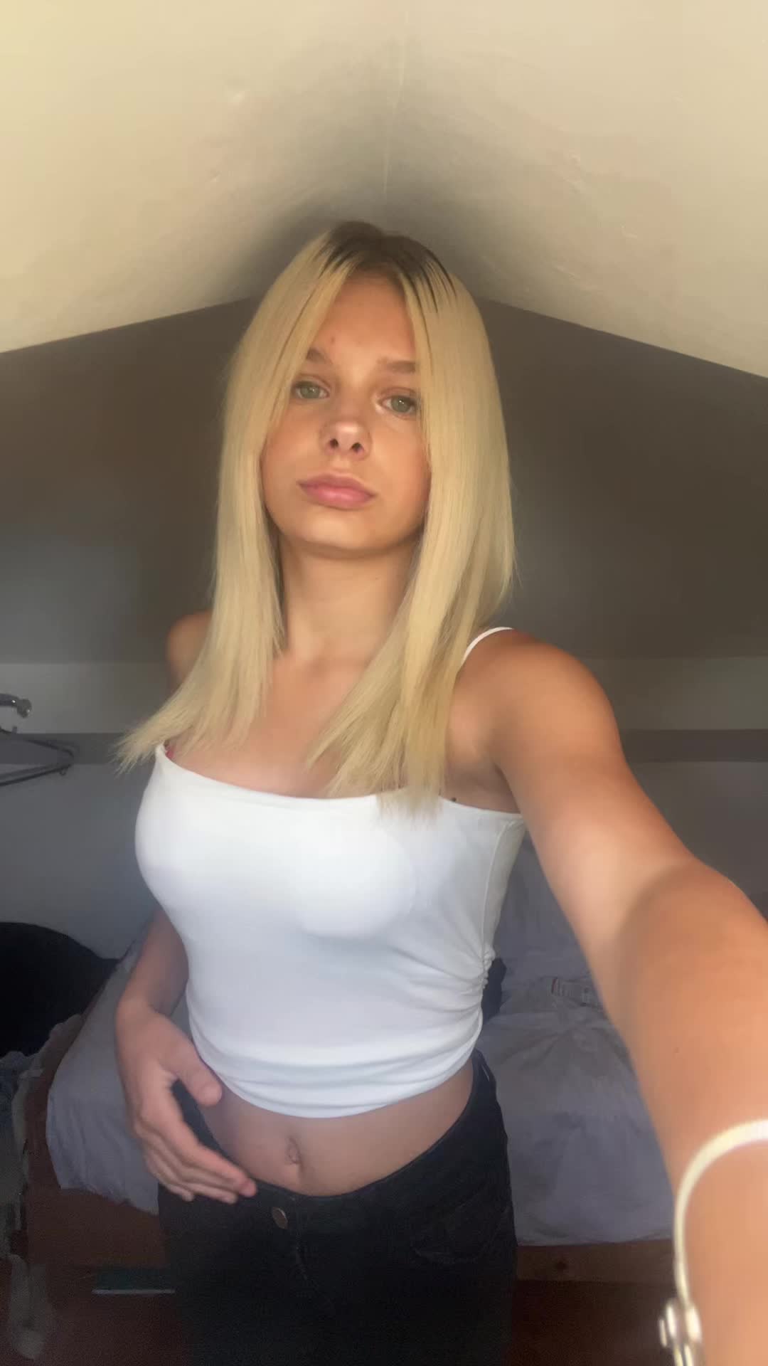 @Mariella✝️