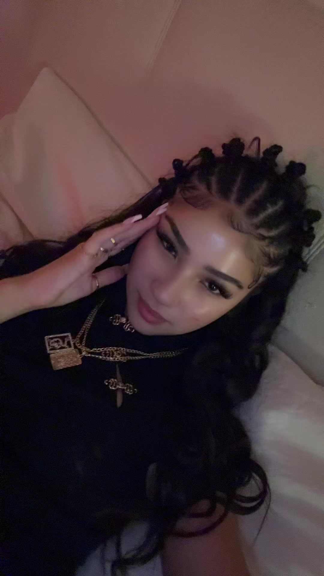 @rebeccadng