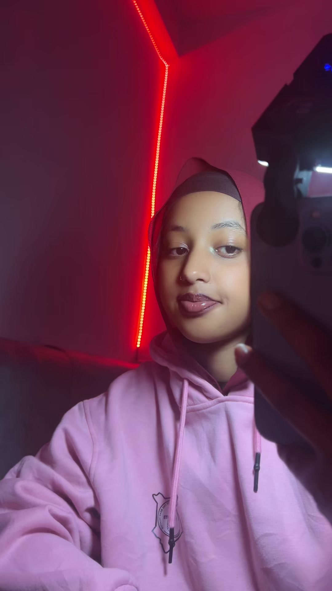 @𝕤𝕦 🌳🌸