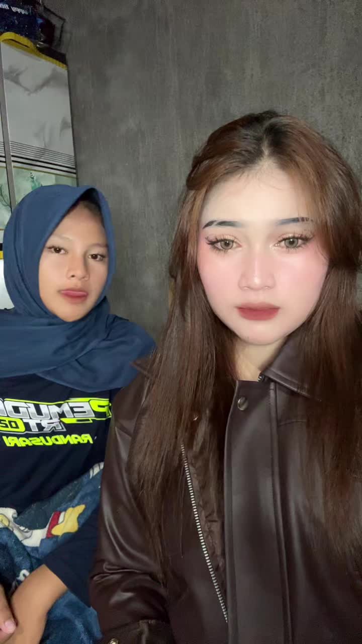 @Panggil elin saja