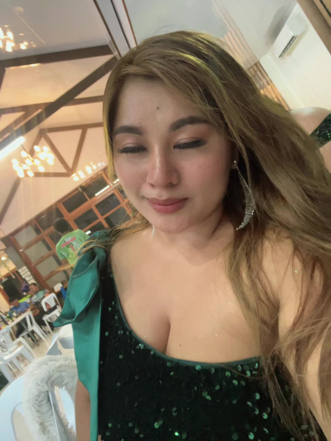 @cleavage mom