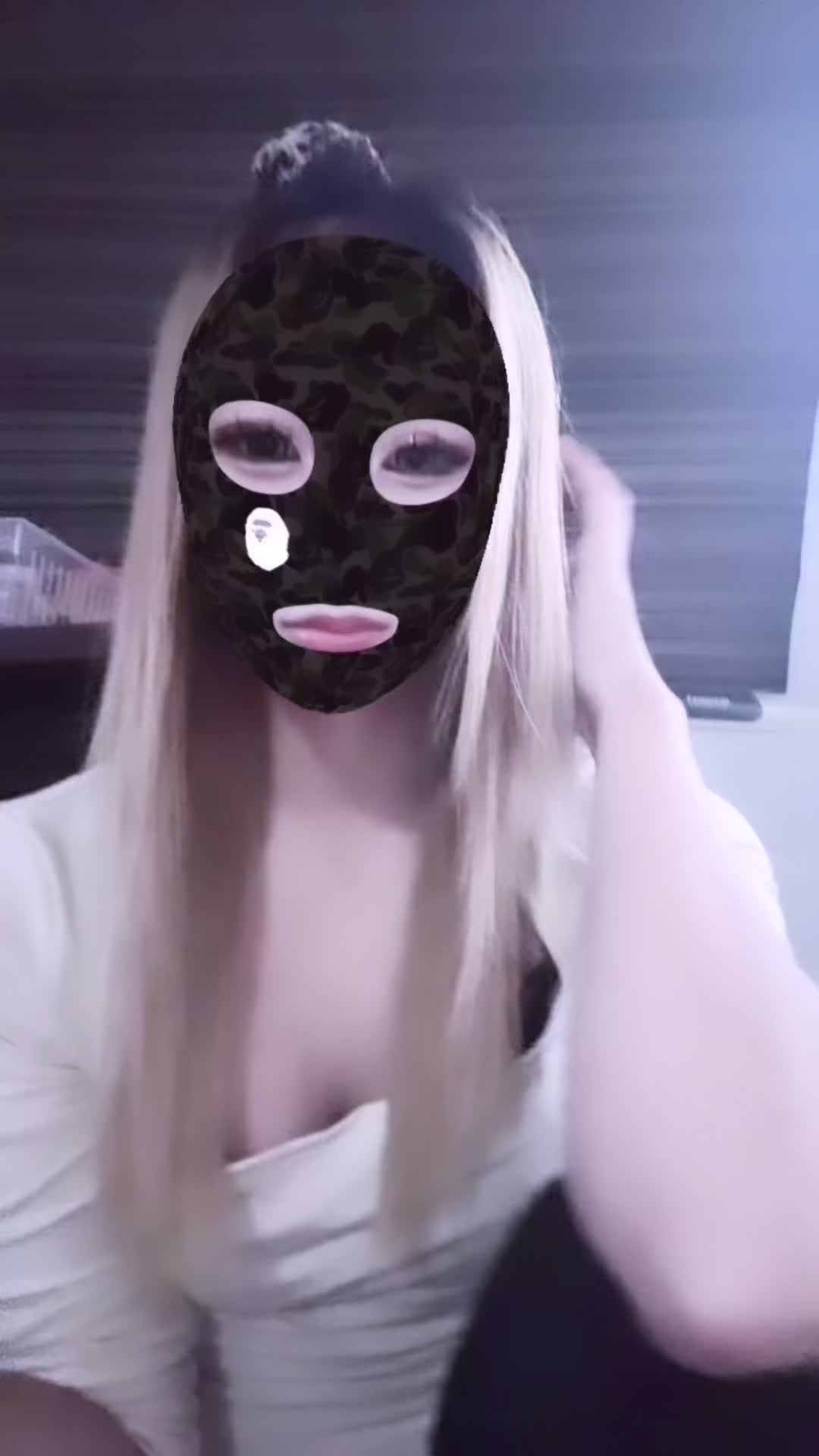 @ﾕ ｱ