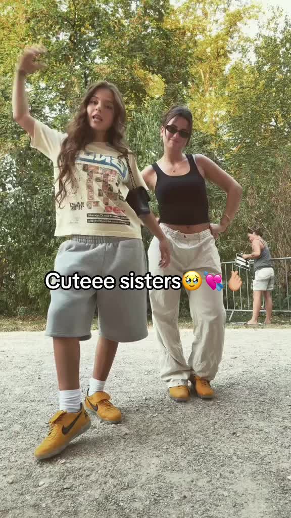 @𝐥𝐞𝐚𝐚𝐚