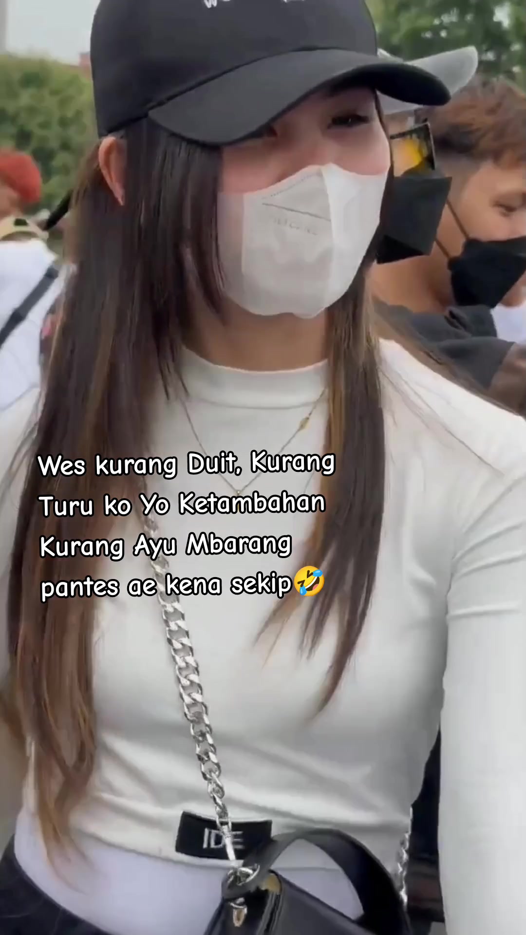 @Nella Kartisem 🤟