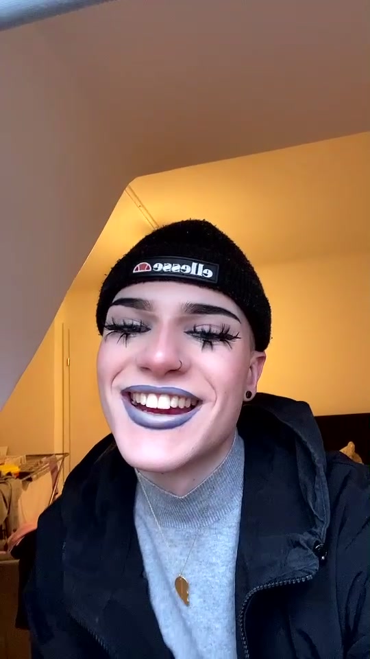 @dmartinytube
