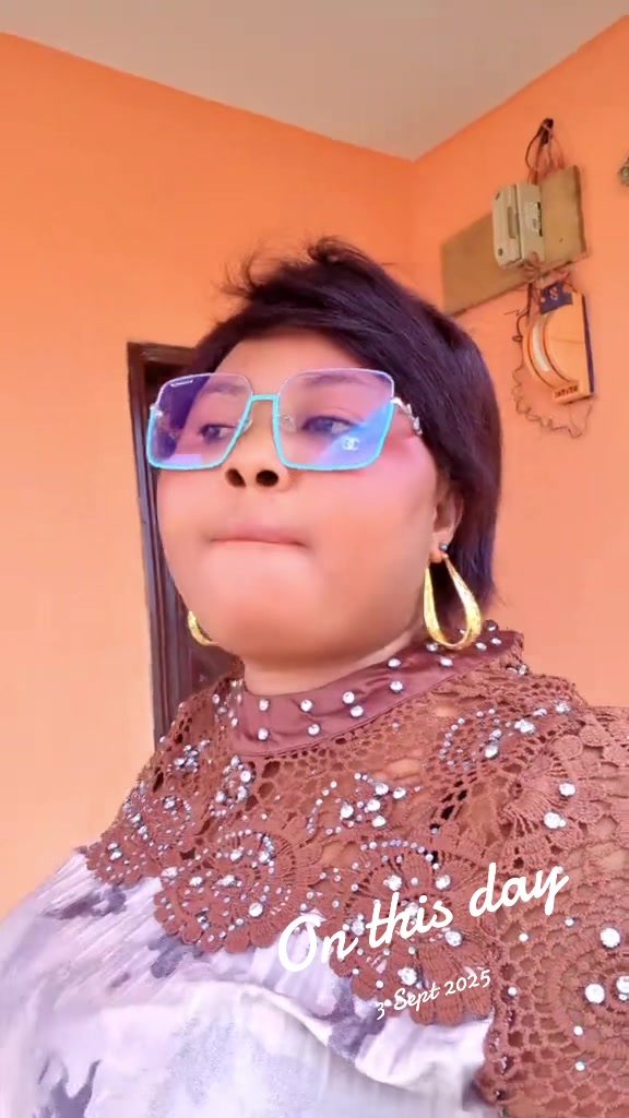 @Abeniade
