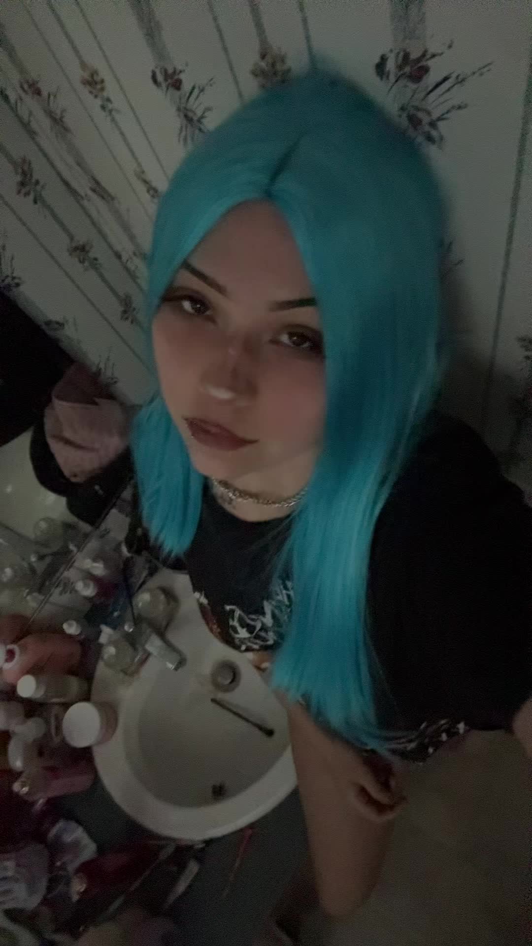 @๐๐ข๐ฅ๐ถ๐๐ฃ