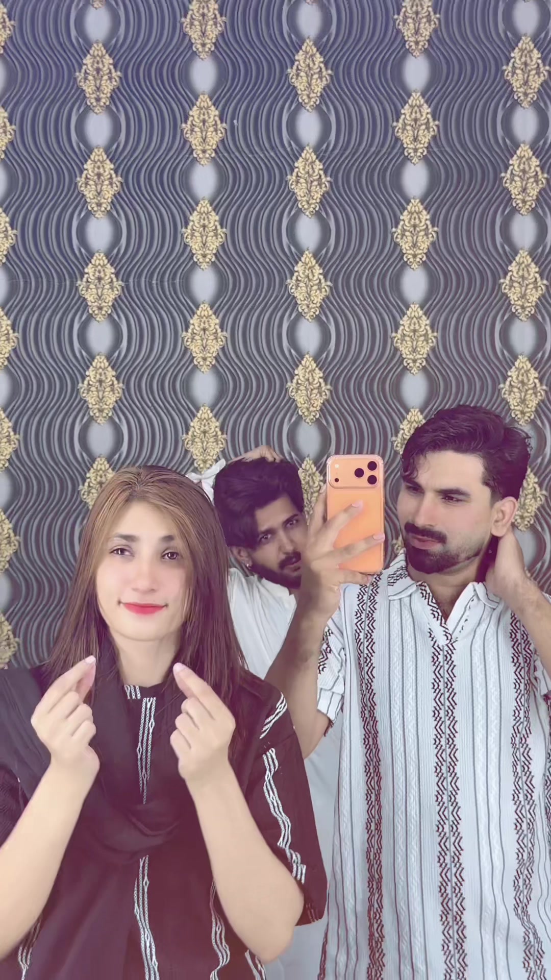 @Mr Shani