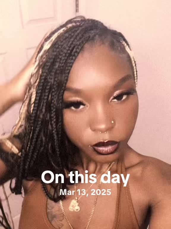 @QueenD🌈♉️