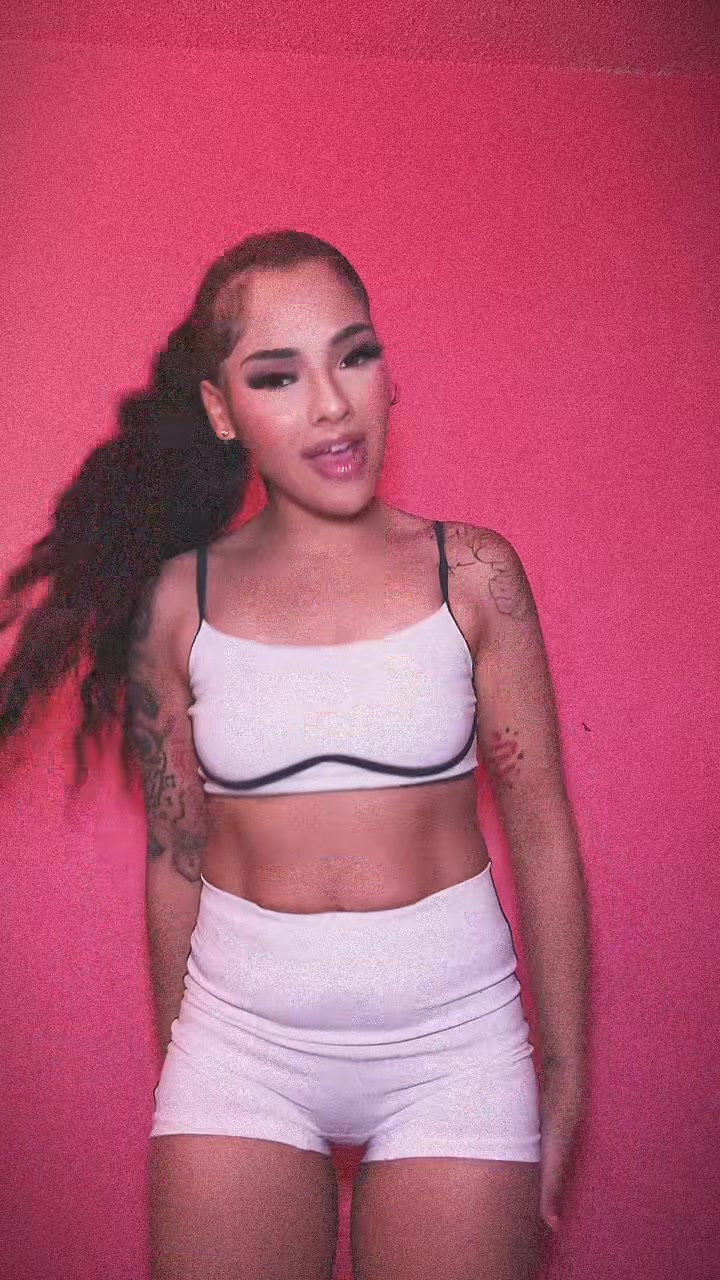 @Kaylaaa