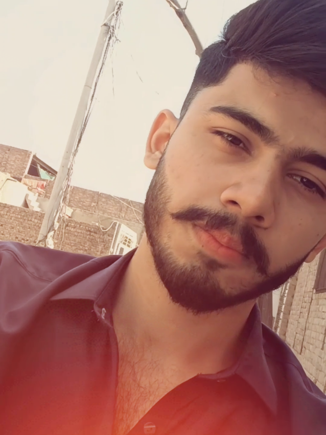 @AHMED MAL!K 😎