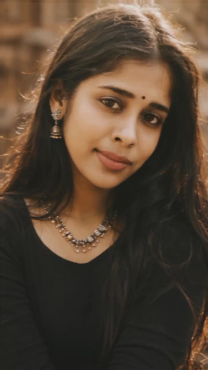 @🌺 Gayathry ✨Gayu 💫76🌺