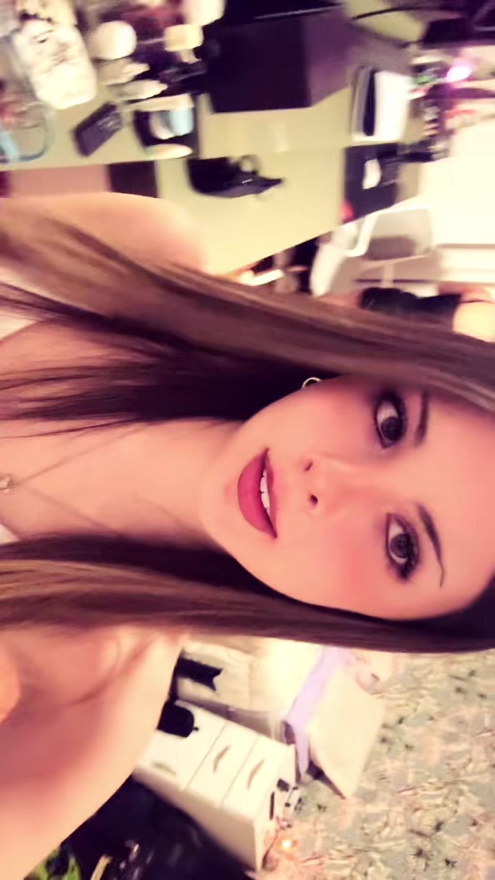 @deeelffi