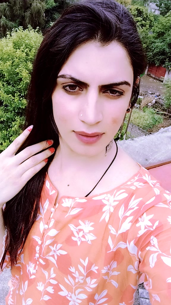 @nainakashaamiri