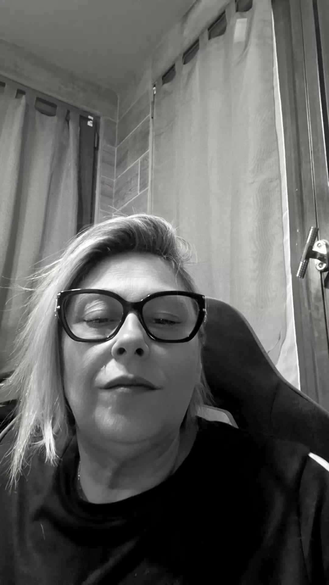 @lysiane 1๐ฆ๐