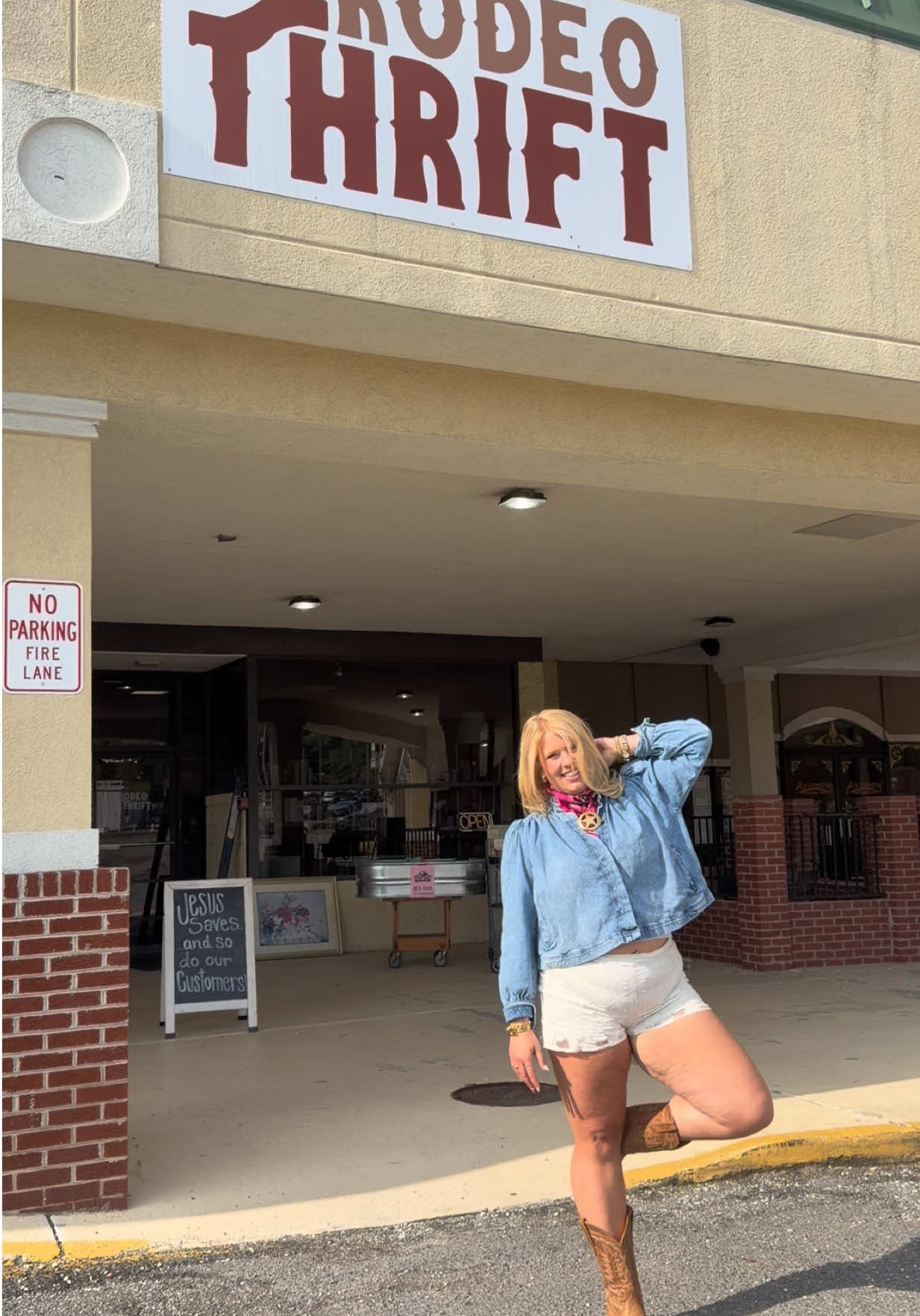 @Cara | Rodeo Thrift