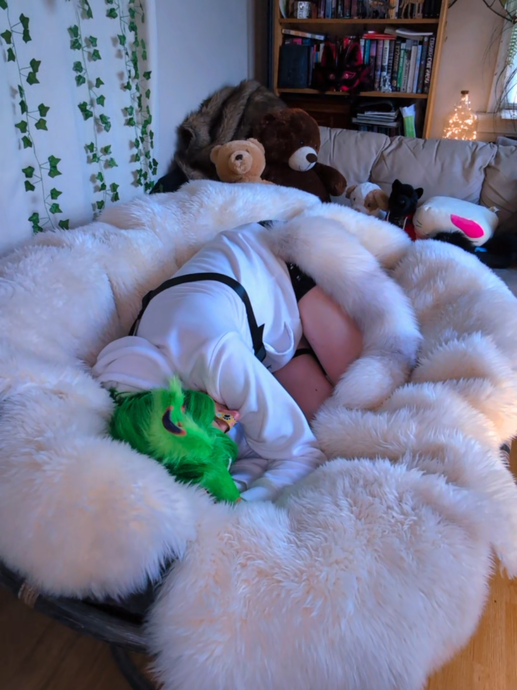@starlit wolf