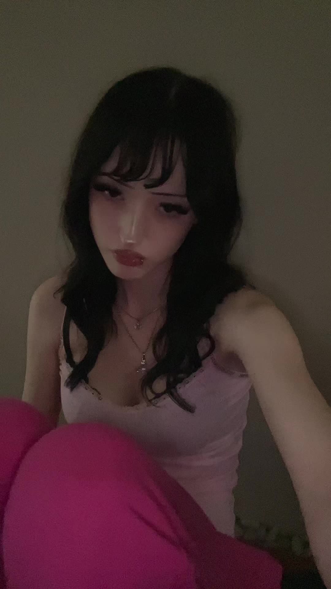 @Luzi ໒꒱