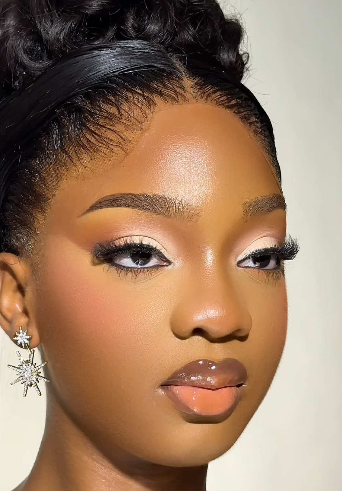 @efua | Mua