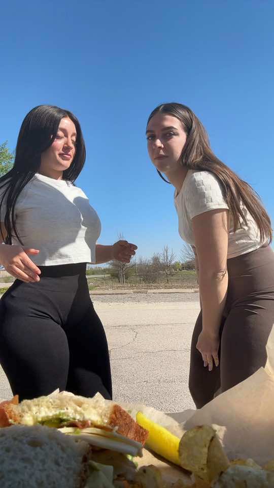 @lanacattt