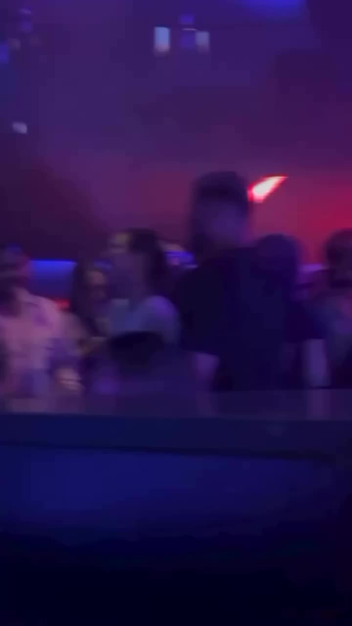 @youngmikoficial