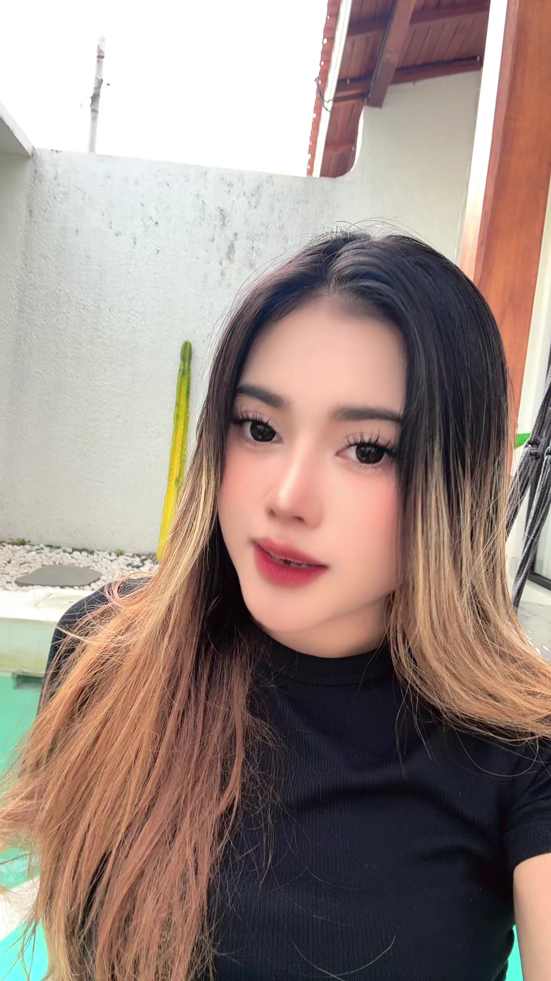 @Laura Beauty🌹