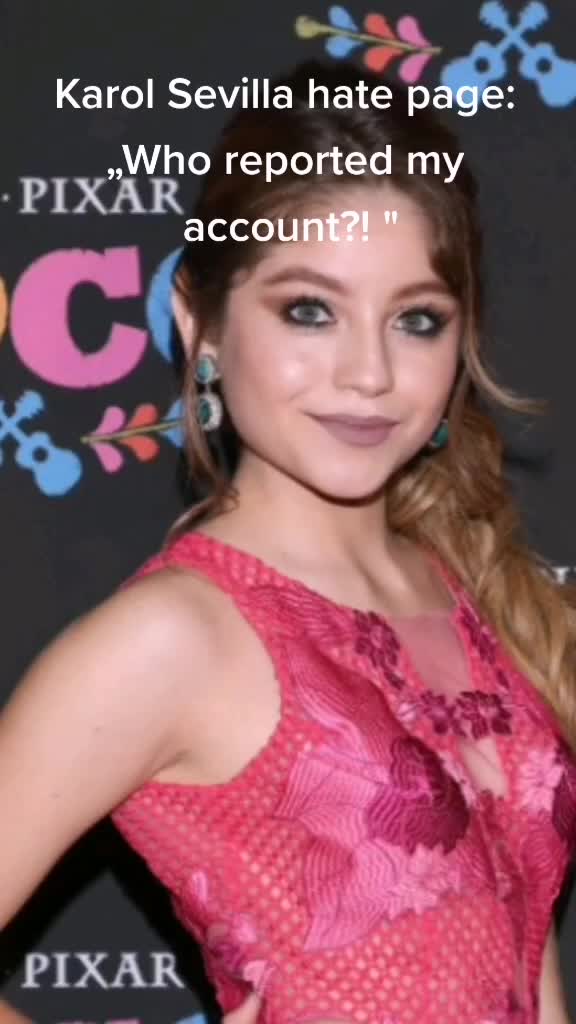 @Karol Sevilla fan