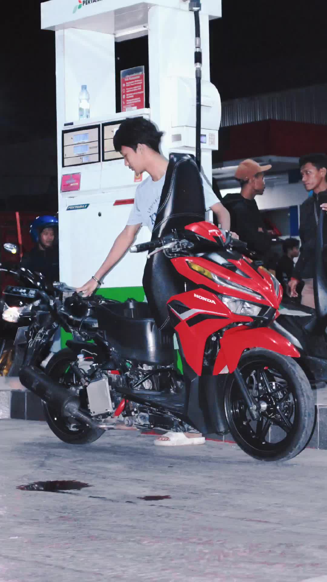 @Devar Trauma Kenal Wanita.